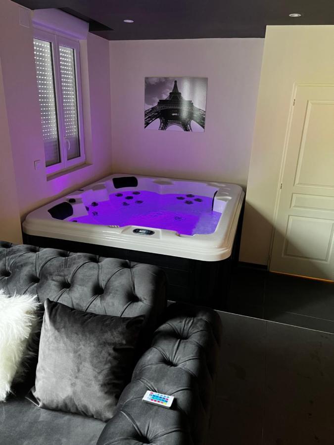 Magnifique Duplex Avec Jaccuzi, Sauna Et Cinema Room Privatif Fontenoy  외부 사진